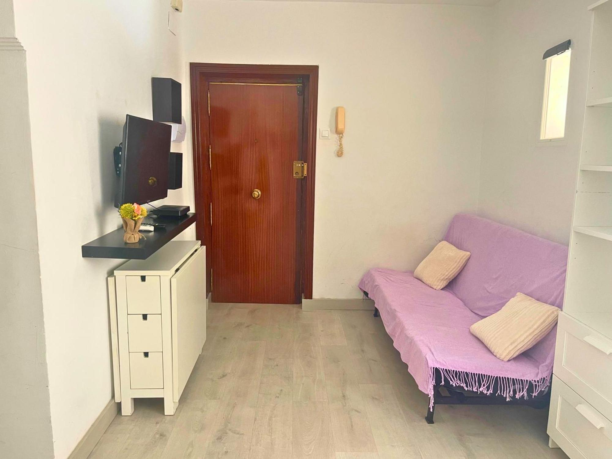 Home4u Congress Apartment